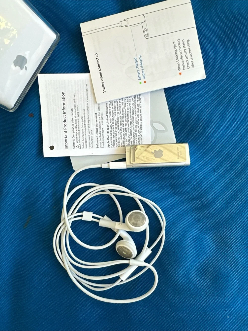 Apple  iPod shuffle 3 generation